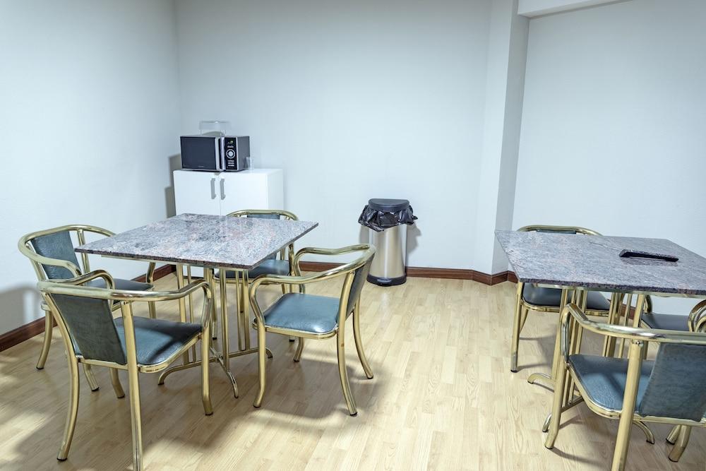 Hostal Alda Palencia Plaza المظهر الخارجي الصورة