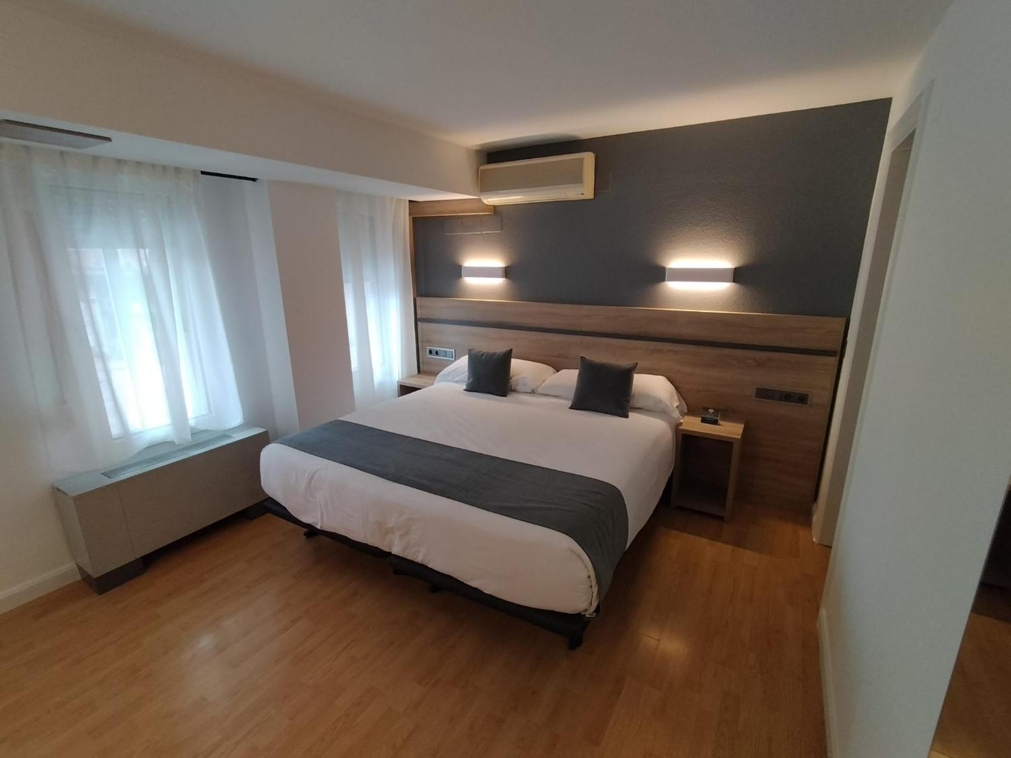 Hostal Alda Palencia Plaza المظهر الخارجي الصورة