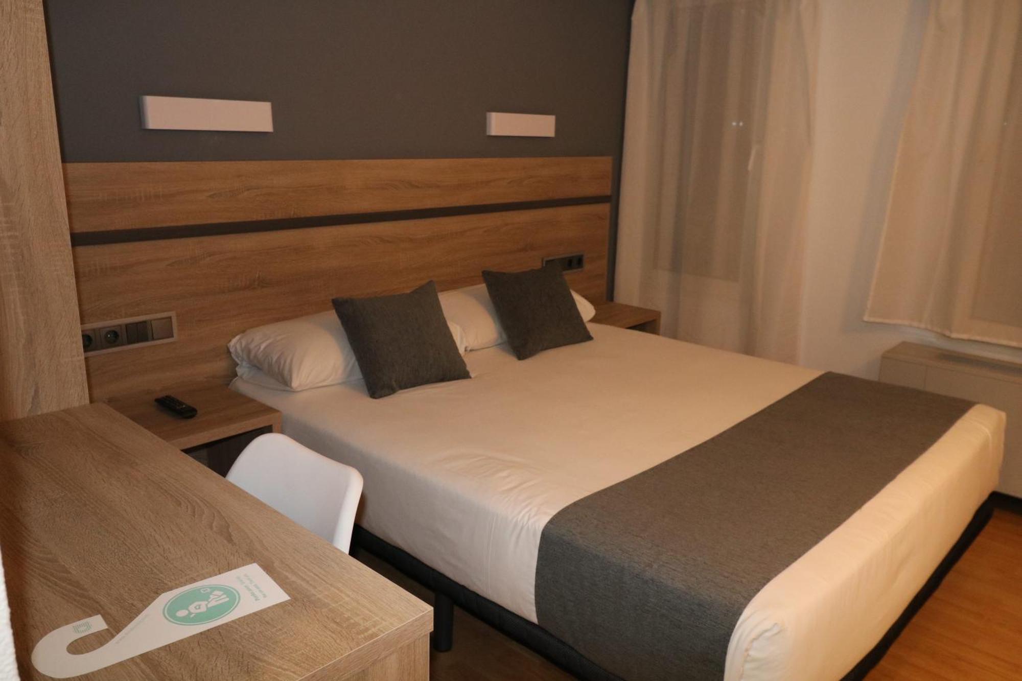 Hostal Alda Palencia Plaza المظهر الخارجي الصورة