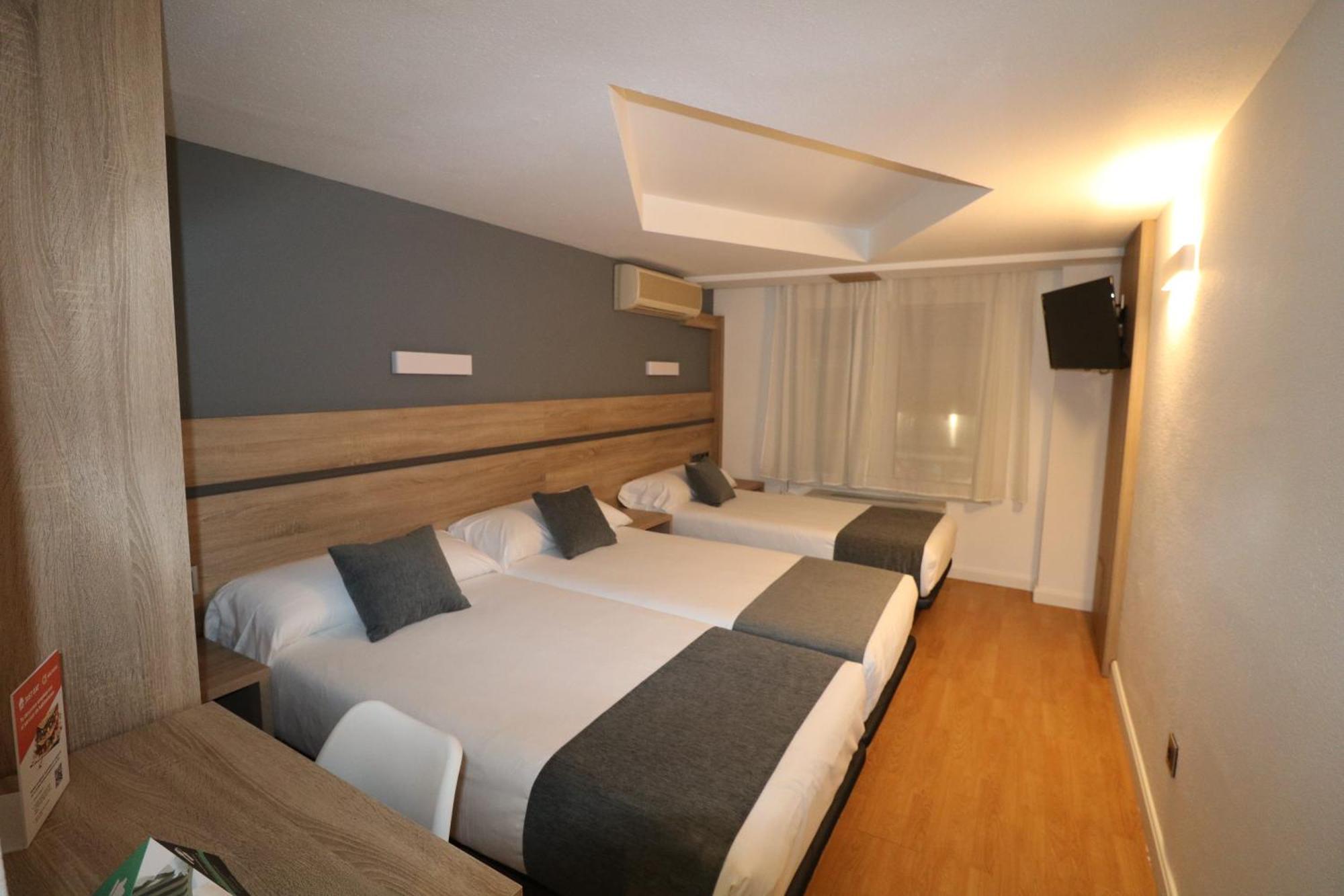 Hostal Alda Palencia Plaza المظهر الخارجي الصورة