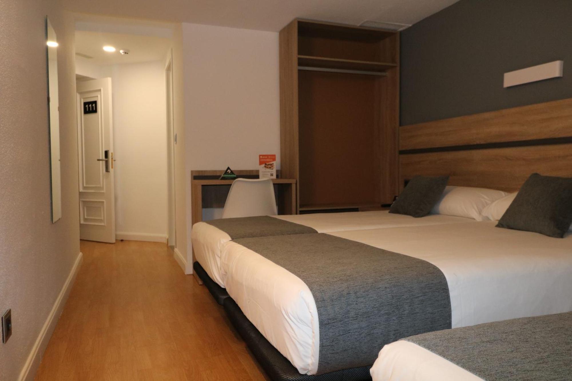 Hostal Alda Palencia Plaza المظهر الخارجي الصورة