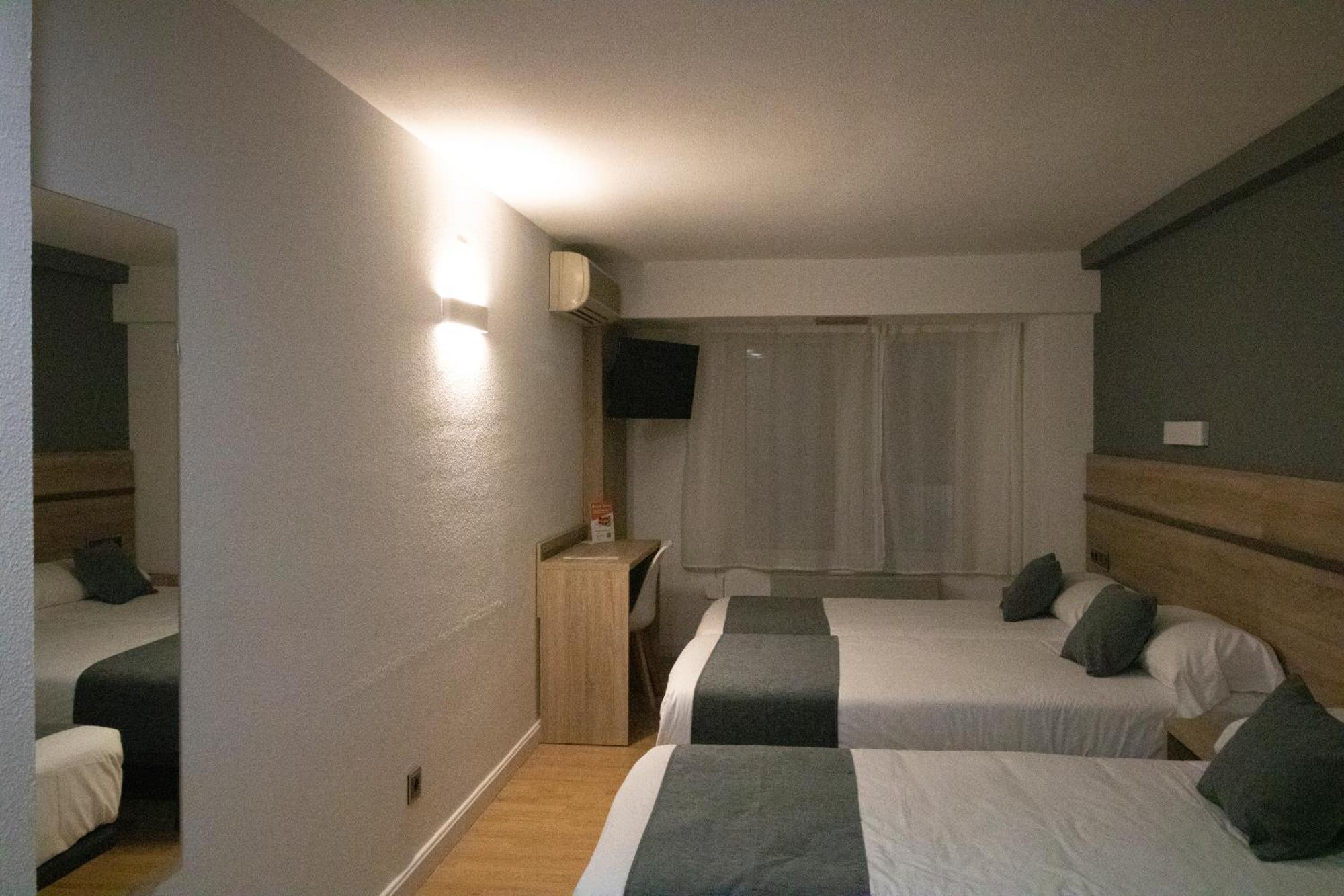 Hostal Alda Palencia Plaza المظهر الخارجي الصورة
